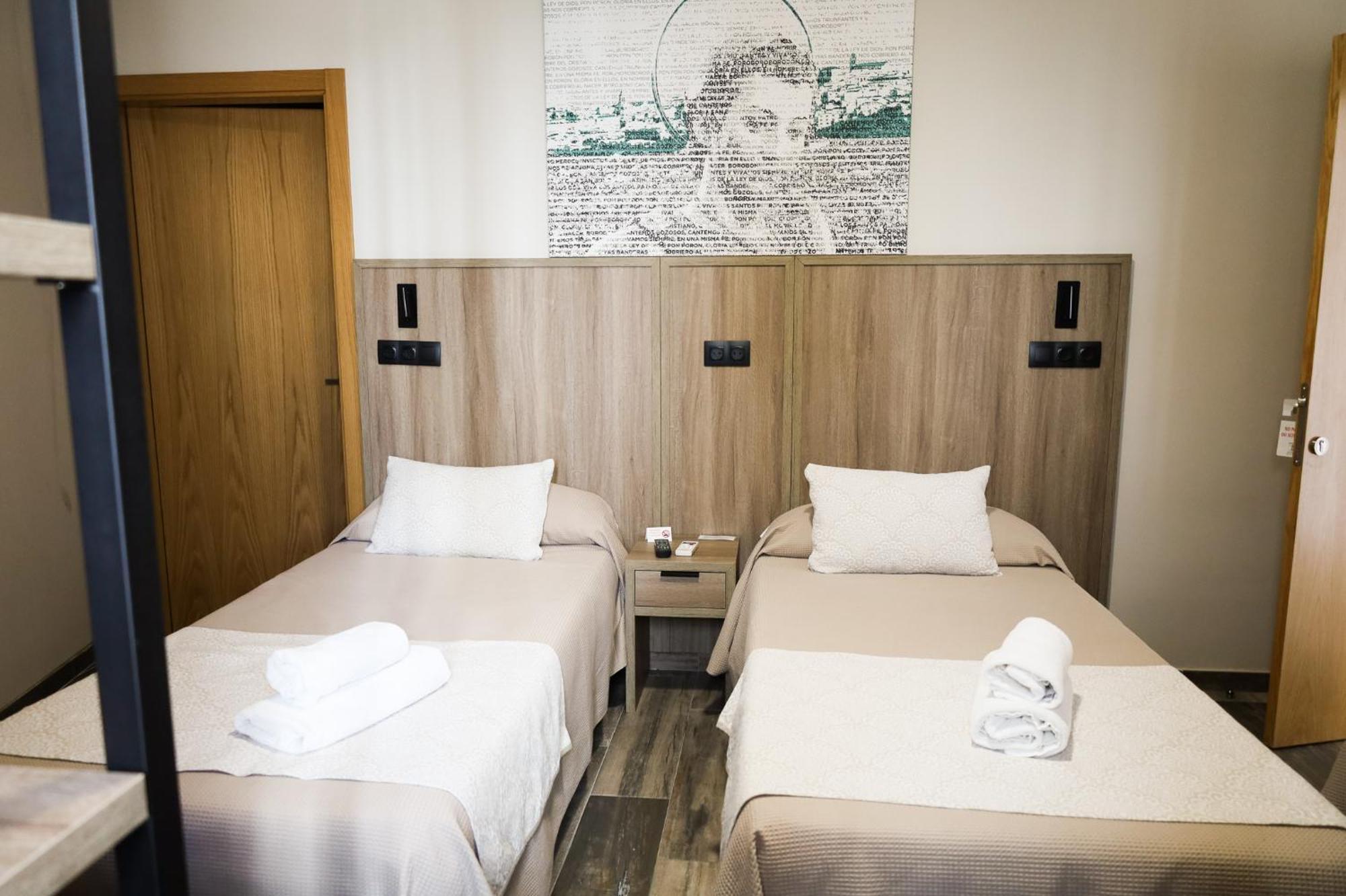 Hospedium Dlj Hostal Tematico Desde La Juderia Arjona Dış mekan fotoğraf