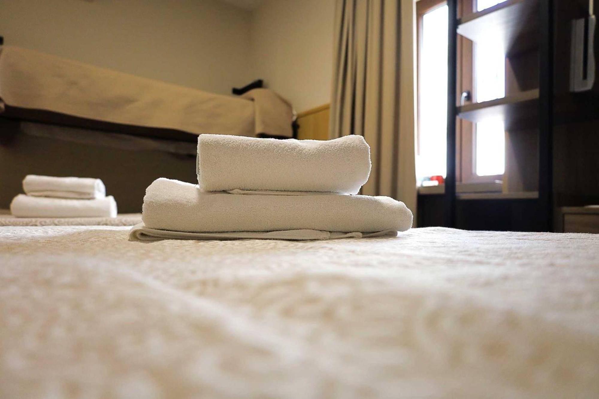 Hospedium Dlj Hostal Tematico Desde La Juderia Arjona Dış mekan fotoğraf
